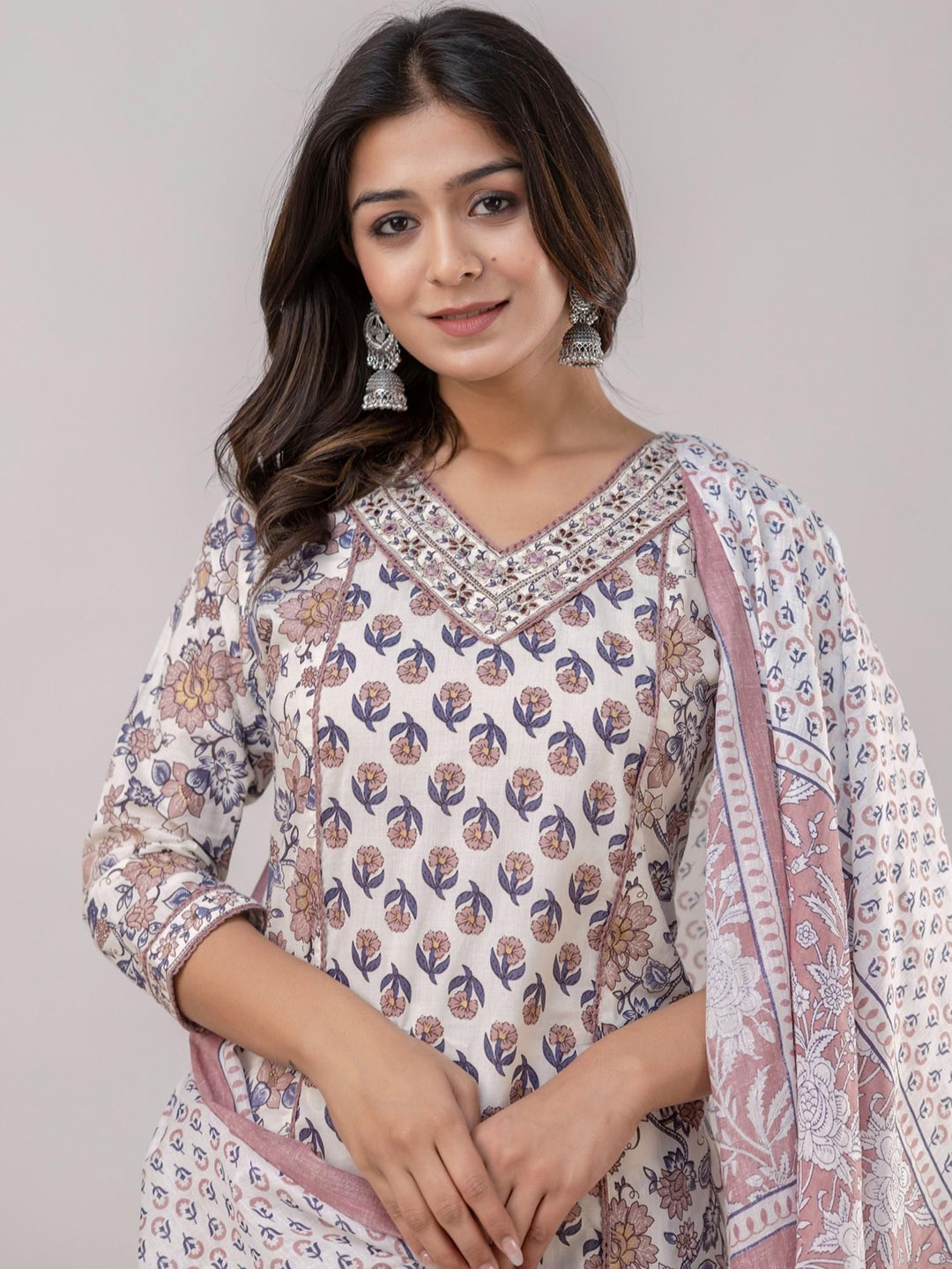 Jasoriya Floral Printed V-Neck Mirror Work Pure Cotton Kurta With Trousers & Dupatta, Grey
Jasoriya Floral Printed V-Neck Mirror Work Pure Cotton Kurta With Trousers & Dupatta, Grey