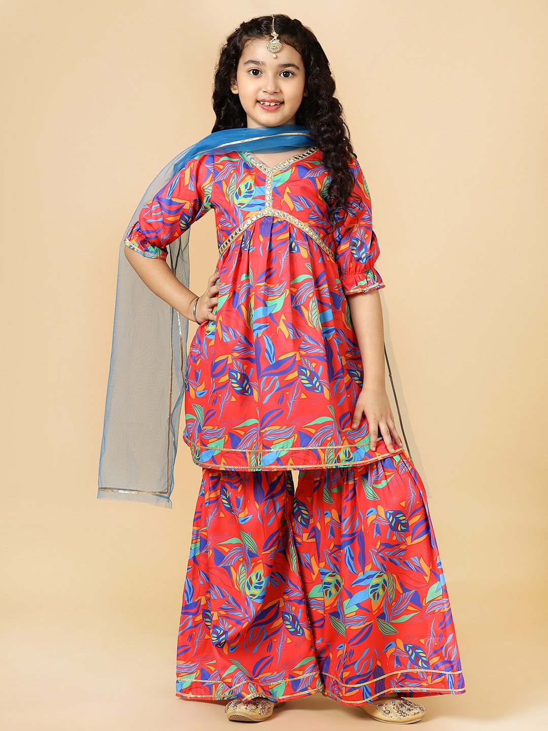 A.T.U.N. Girls Floral Printed Puffed Sleeves Anarkali Kurta With Sharara & Dupatta, Red
A.T.U.N. Girls Floral Printed Puffed Sleeves Anarkali Kurta With Sharara & Dupatta, Red