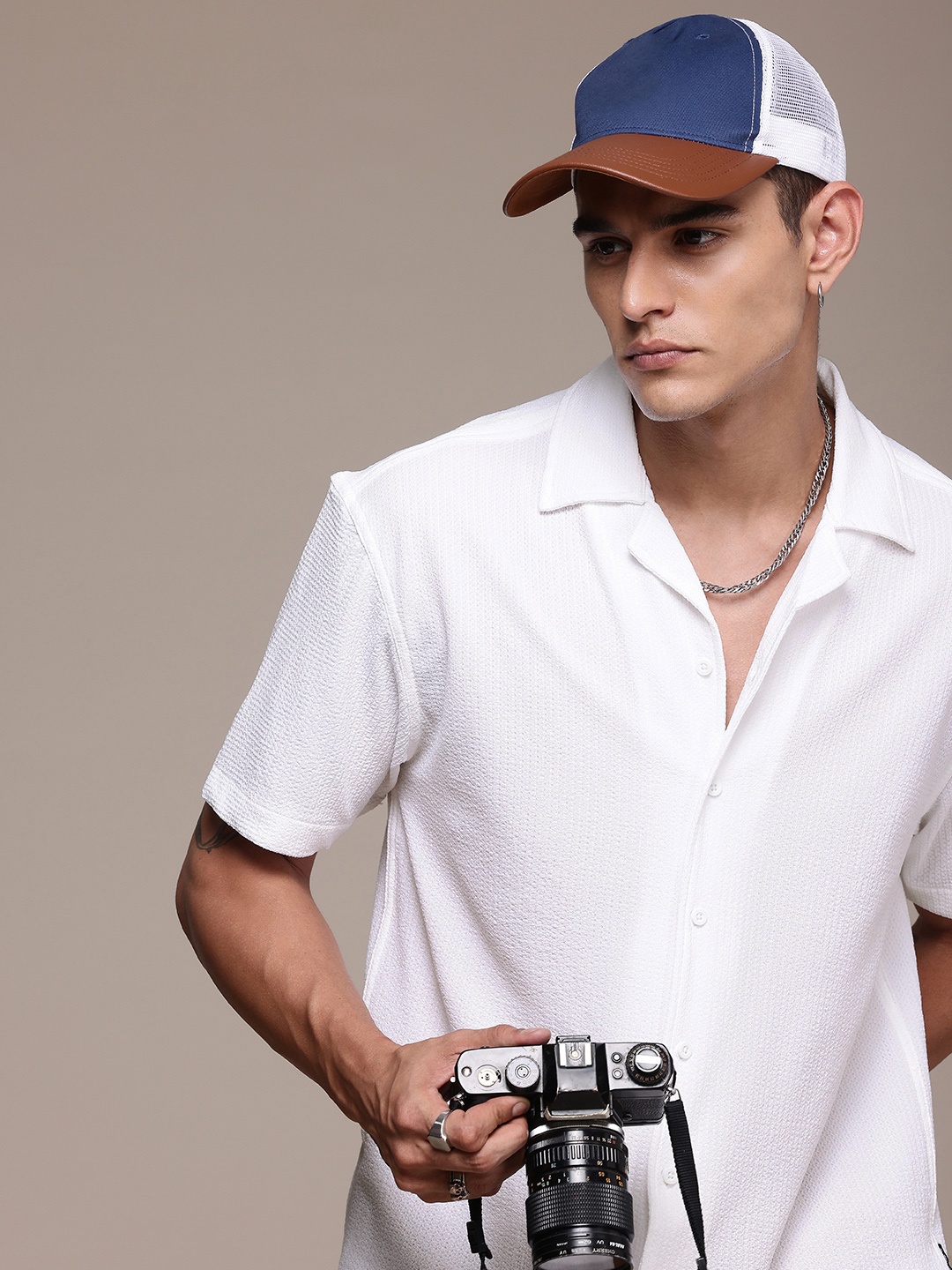 The Roadster Life Co. Self-Design Textured Drop-Shoulder Relaxed Fit Casual Shirt, White
The Roadster Life Co. Self-Design Textured Drop-Shoulder Relaxed Fit Casual Shirt, White