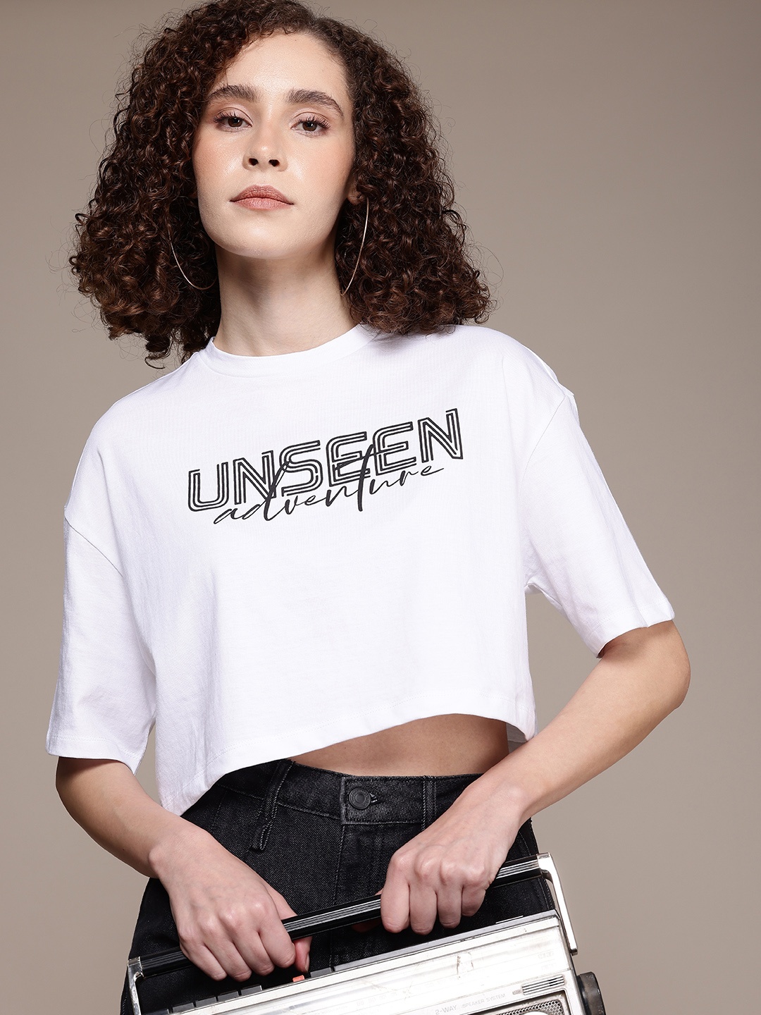 The Roadster Life Co. Typography Printed Drop-Shoulder Sleeves Pure Cotton Boxy T-shirt, White
The Roadster Life Co. Typography Printed Drop-Shoulder Sleeves Pure Cotton Boxy T-shirt, White