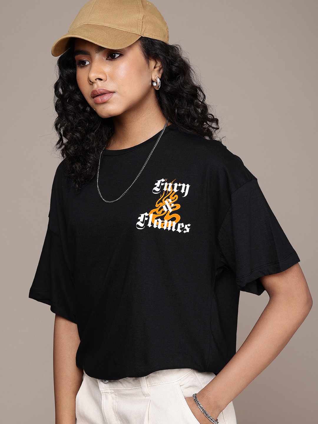 The Roadster Life Co. Printed Drop-Shoulder Sleeves Pure Cotton Relaxed Fit T-shirt, Black
The Roadster Life Co. Printed Drop-Shoulder Sleeves Pure Cotton Relaxed Fit T-shirt, Black