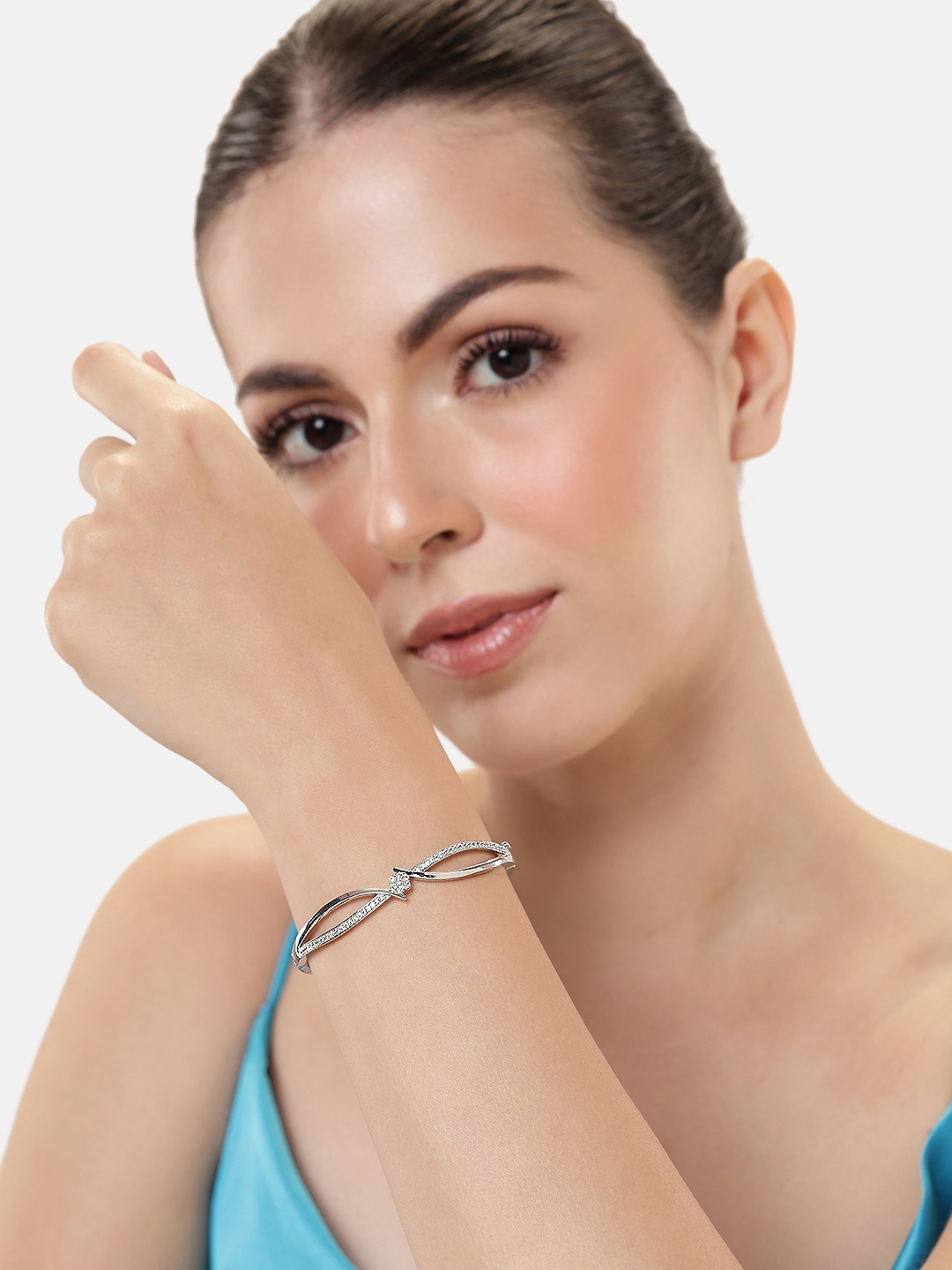 Manikya Women Brass Cubic Zirconia Handcrafted Rhodium-Plated Bangle-Style Bracelet, Silver
Manikya Women Brass Cubic Zirconia Handcrafted Rhodium-Plated Bangle-Style Bracelet, Silver