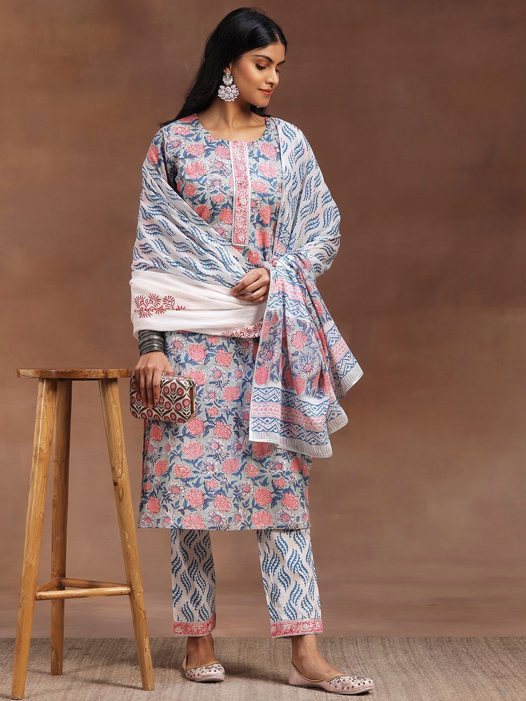 Libas Printed Regular Gotta Patti Pure Cotton Straight Kurta with Trousers & Dupatta, Blue
Libas Printed Regular Gotta Patti Pure Cotton Straight Kurta with Trousers & Dupatta, Blue