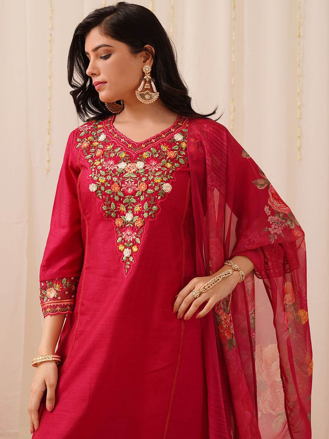 KALINI Floral Embroidered V-Neck Beads and Stones Straight Kurta with Trousers & Dupatta, Pink
KALINI Floral Embroidered V-Neck Beads and Stones Straight Kurta with Trousers & Dupatta, Pink