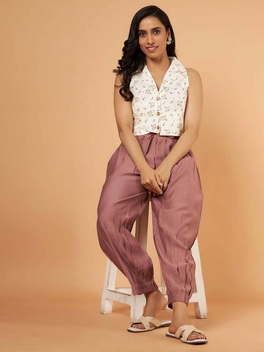 Bottoms.love Women Mid-Rise Relaxed Loose Fit Jodhpuris Trousers, Rust
Bottoms.love Women Mid-Rise Relaxed Loose Fit Jodhpuris Trousers, Rust
