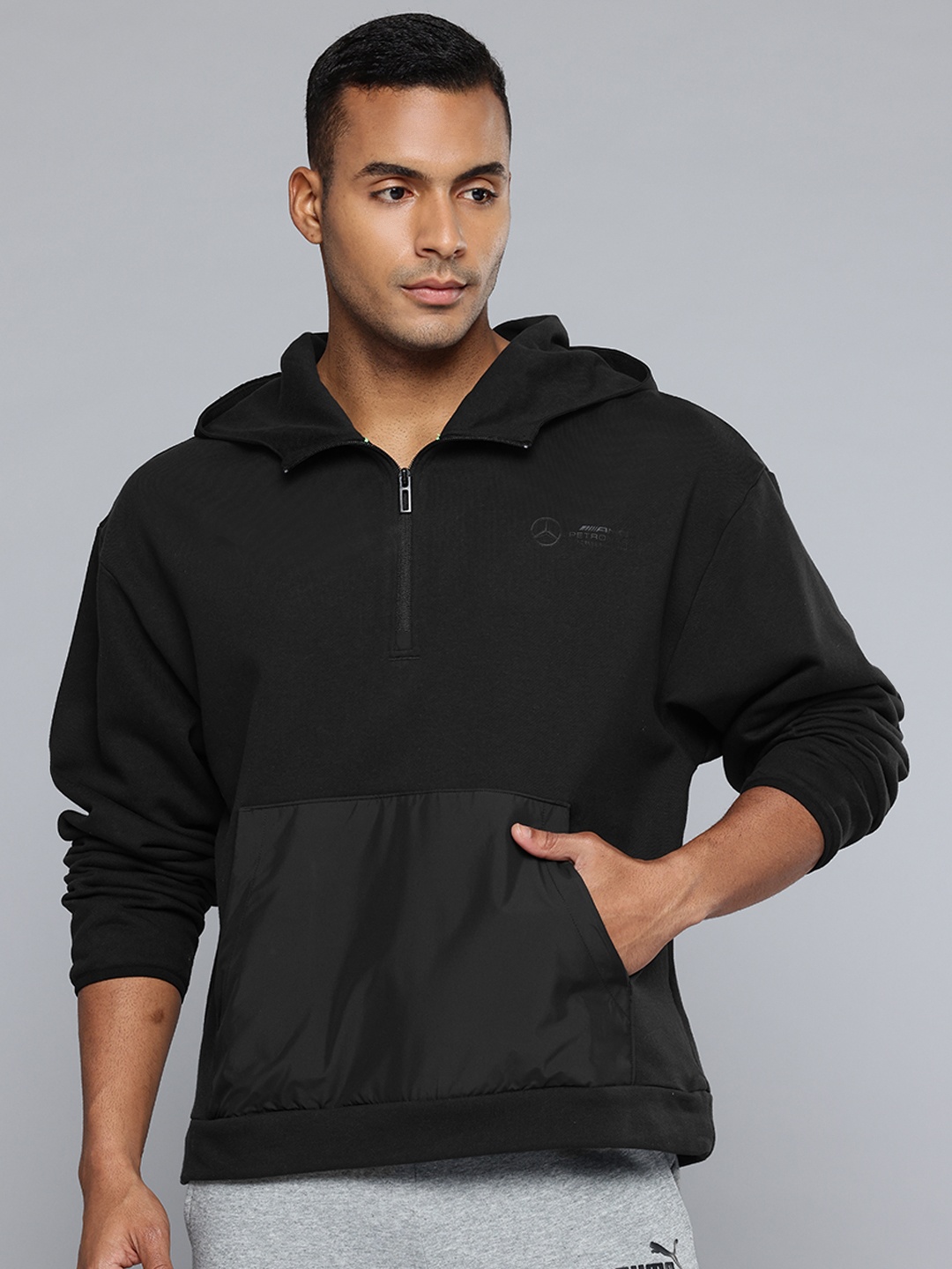 PUMA Motorsport Mercedes-AMG Petronas F1 Relaxed Fit Hooded Pure Cotton Sweatshirt, Black
PUMA Motorsport Mercedes-AMG Petronas F1 Relaxed Fit Hooded Pure Cotton Sweatshirt, Black