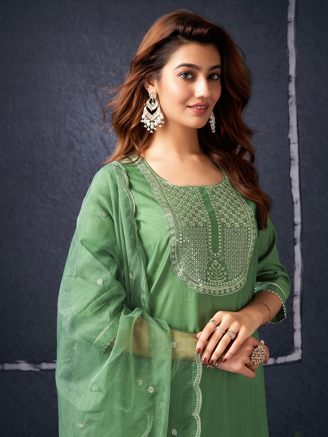 KALINI Women Ethnic Motifs Embroidered Regular Sequinned Kurta with Trousers & With Dupatta, Green
KALINI Women Ethnic Motifs Embroidered Regular Sequinned Kurta with Trousers & With Dupatta, Green