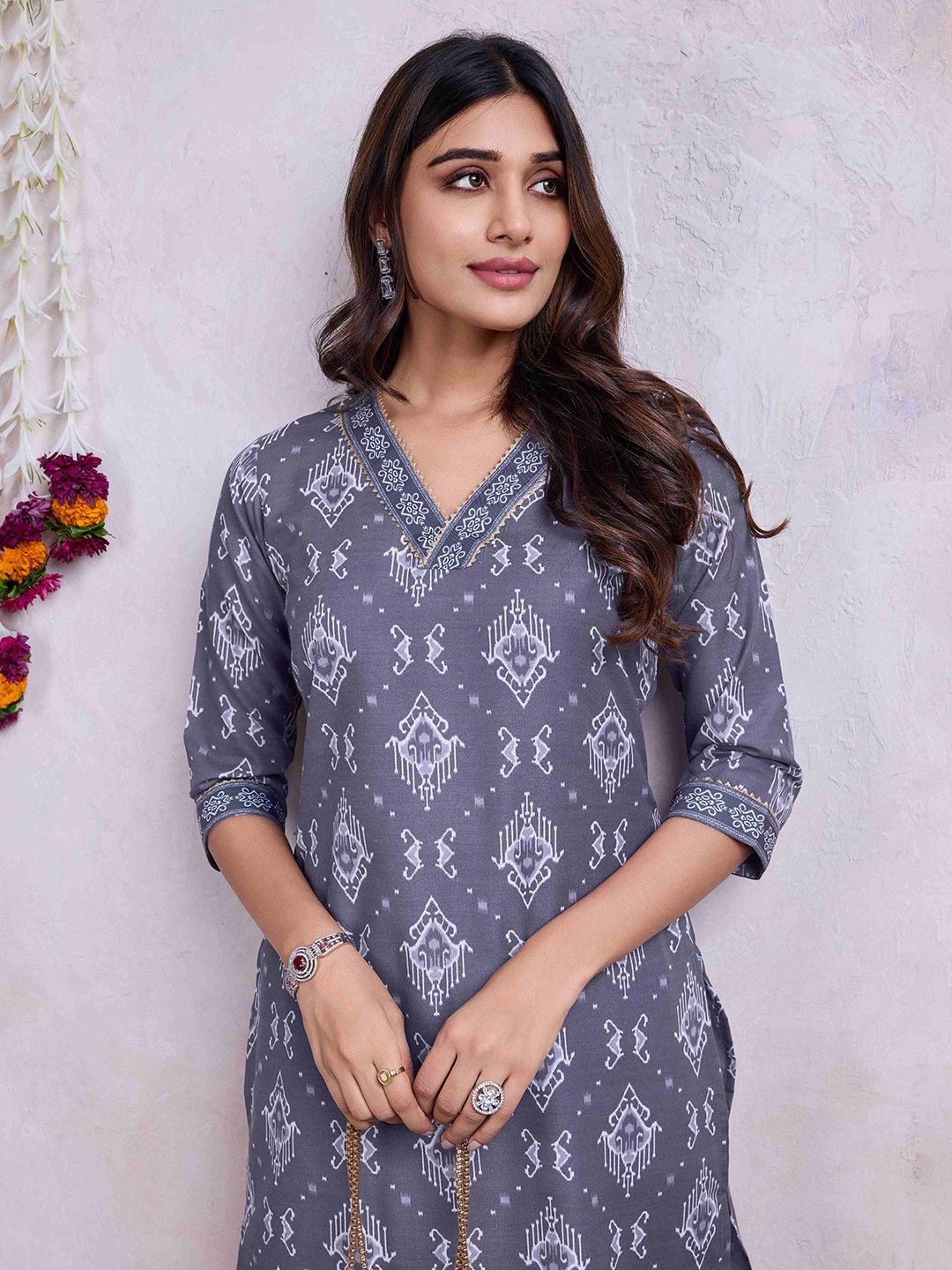 MOJILAA Women Ethnic Motifs Printed Regular Gotta Patti Pure Cotton Kurta with Salwar, Grey
MOJILAA Women Ethnic Motifs Printed Regular Gotta Patti Pure Cotton Kurta with Salwar, Grey