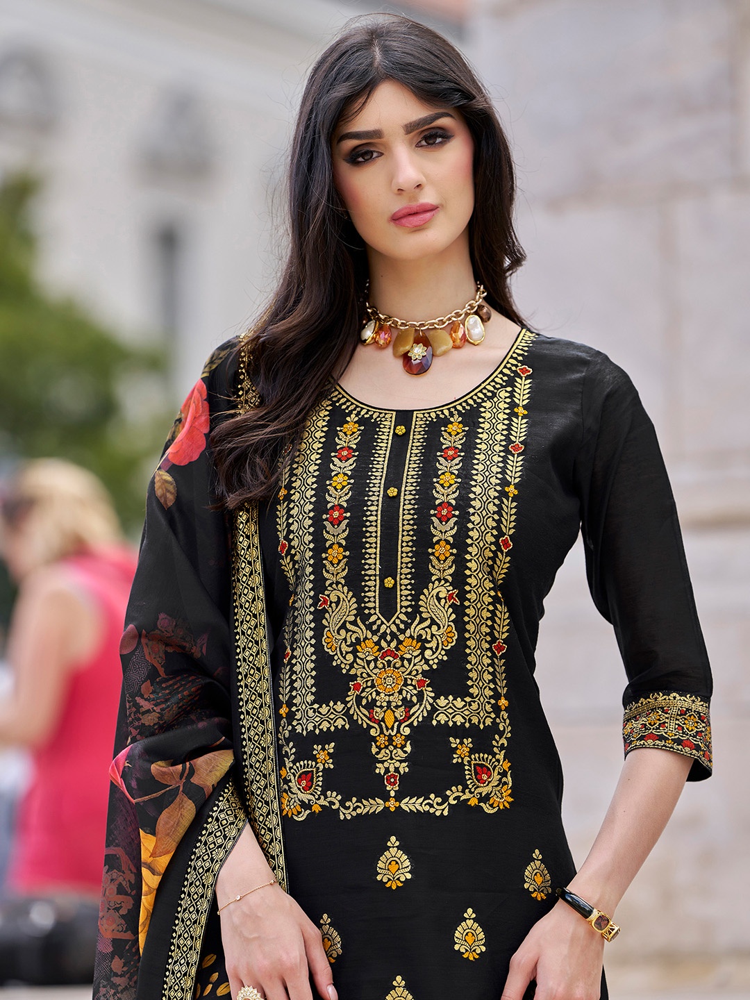 MOJILAA Women Ethnic Motifs Regular Beads and Stones Chanderi Silk Kurta with Trousers, Black
MOJILAA Women Ethnic Motifs Regular Beads and Stones Chanderi Silk Kurta with Trousers, Black