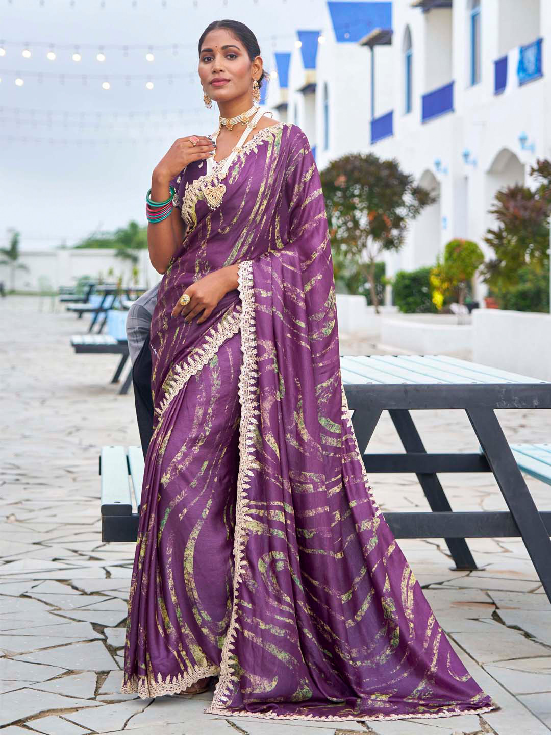 CHUDIYA Embellished Abstract Pure Chiffon Saree, Sea green
CHUDIYA Embellished Abstract Pure Chiffon Saree, Sea green