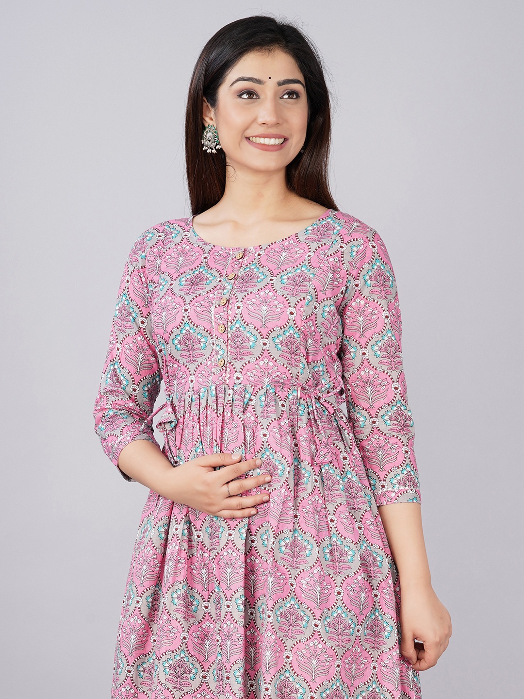 MURLI KURTI Floral Printed Round Neck Cotton Fit and Flare Maternity Midi Dress, Pink
MURLI KURTI Floral Printed Round Neck Cotton Fit and Flare Maternity Midi Dress, Pink