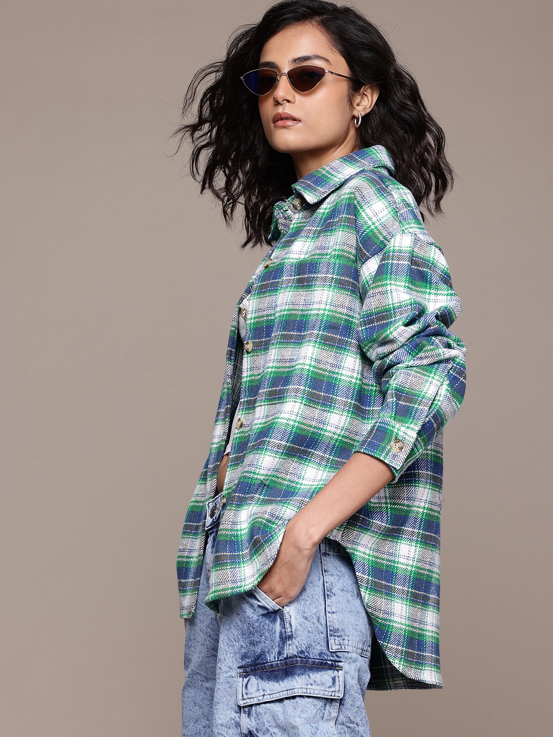 The Roadster Lifestyle Co. Pure Cotton Checked Flannel High-Low Oversized Shirt, Blue
The Roadster Lifestyle Co. Pure Cotton Checked Flannel High-Low Oversized Shirt, Blue