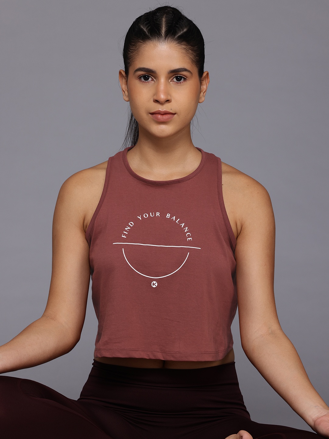 HRX by Hrithik Roshan Typography Print Cut-out Detail Crop Yoga T-shirt with Tie-ups, Rust
HRX by Hrithik Roshan Typography Print Cut-out Detail Crop Yoga T-shirt with Tie-ups, Rust