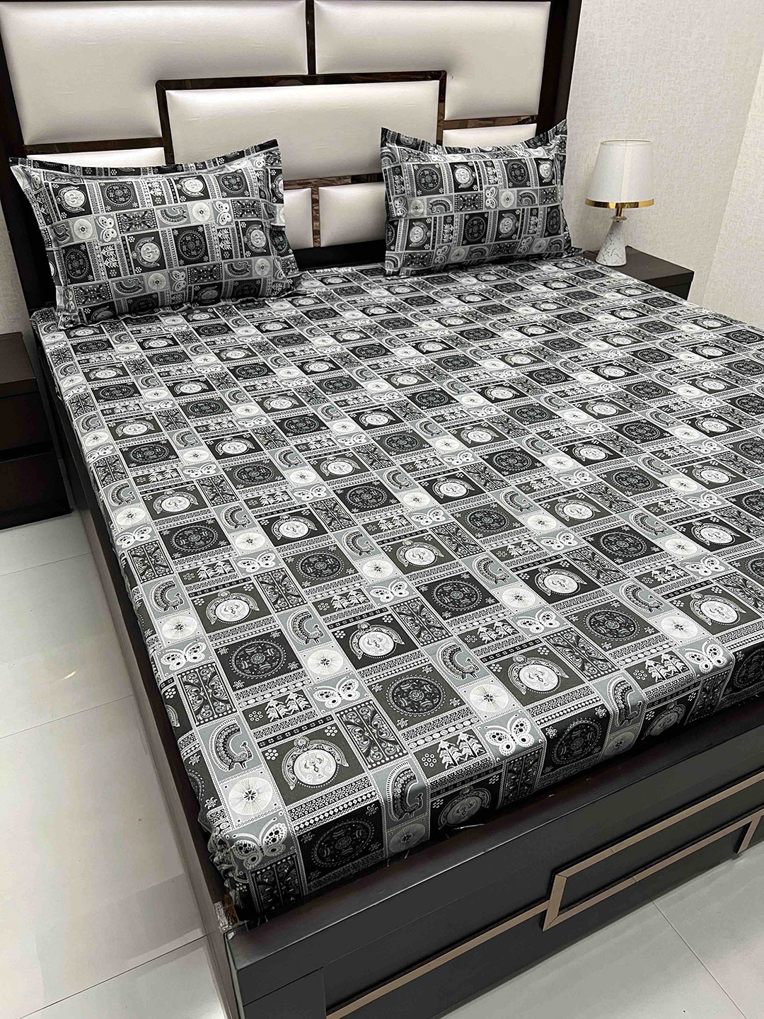 Pure Decor Cotton Queen Size Double Bed Bedsheet With 2 Pillow Covers 2.28m X 2.54m, Black
Pure Decor Cotton Queen Size Double Bed Bedsheet With 2 Pillow Covers 2.28m X 2.54m, Black