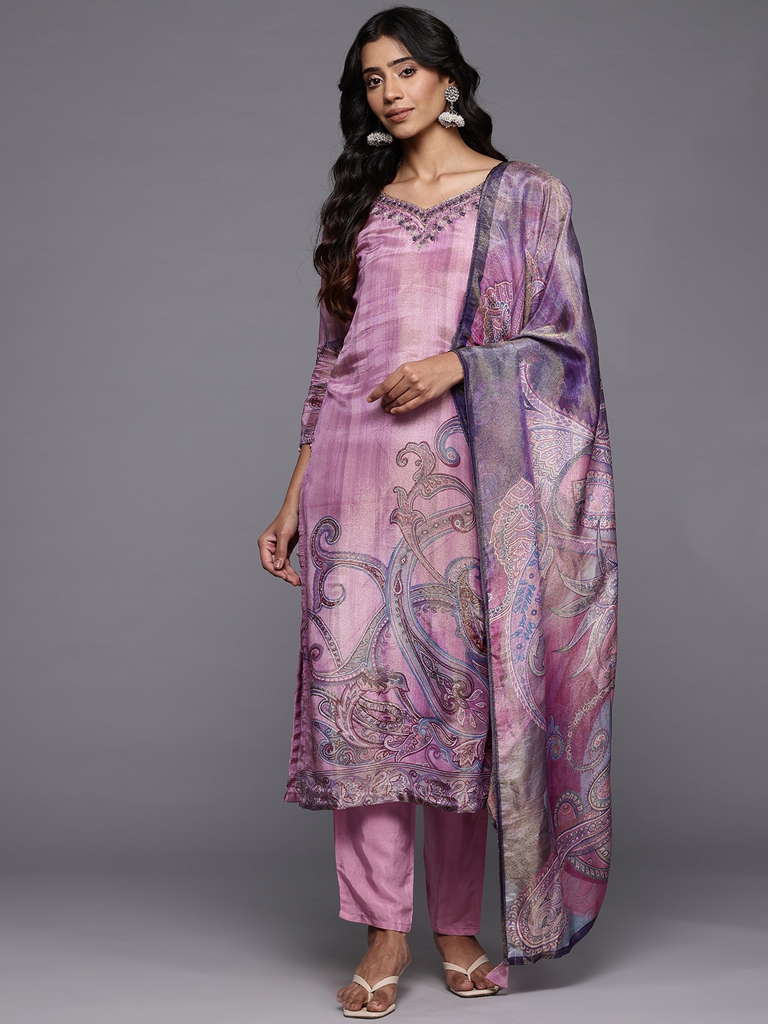 Varanga Paisley Printed Beads and Stones Pure Silk Kurta with Trousers & Dupatta, Mauve
Varanga Paisley Printed Beads and Stones Pure Silk Kurta with Trousers & Dupatta, Mauve