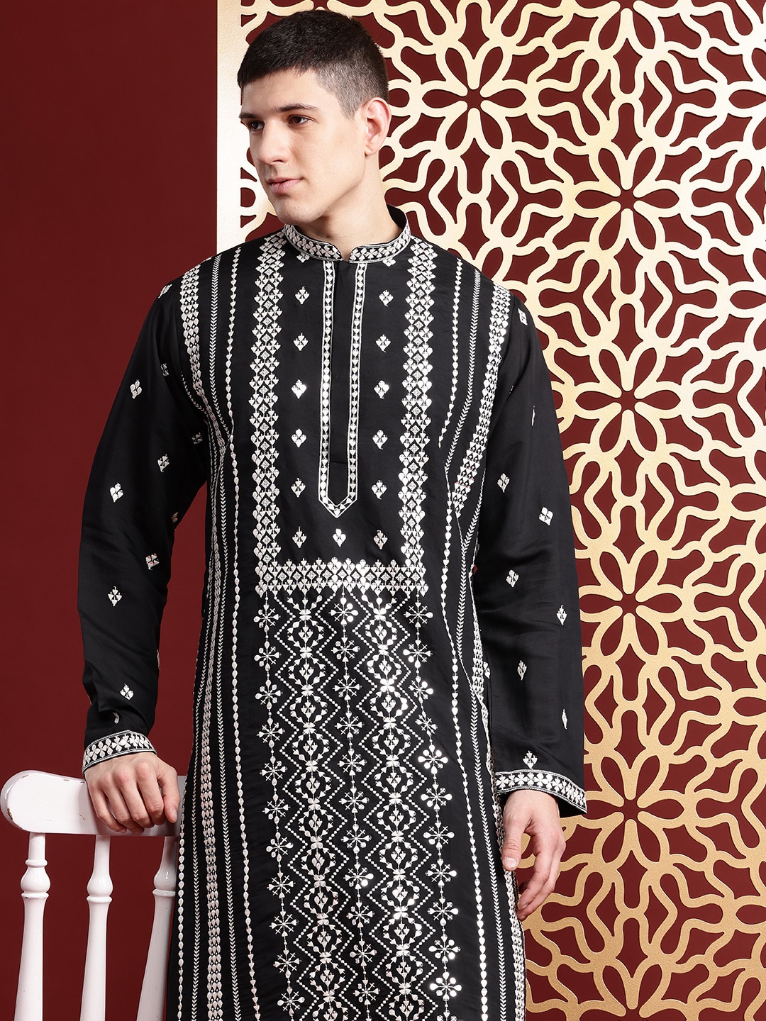MANQ Men Ethnic Motifs Embroidered Sequinned Pure Cotton Kurta with Salwar, Black
MANQ Men Ethnic Motifs Embroidered Sequinned Pure Cotton Kurta with Salwar, Black