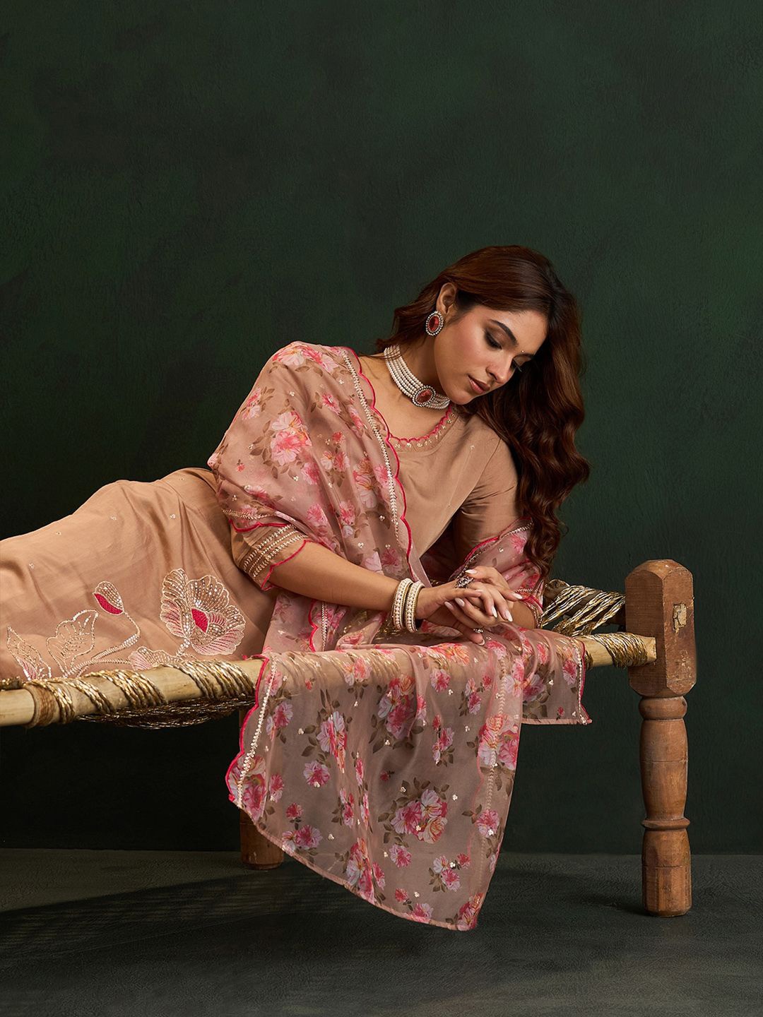 Indo Era Brown Floral Embroidered V-Neck Sequinned Straight Kurta with Trousers & Dupatta
Indo Era Brown Floral Embroidered V-Neck Sequinned Straight Kurta with Trousers & Dupatta