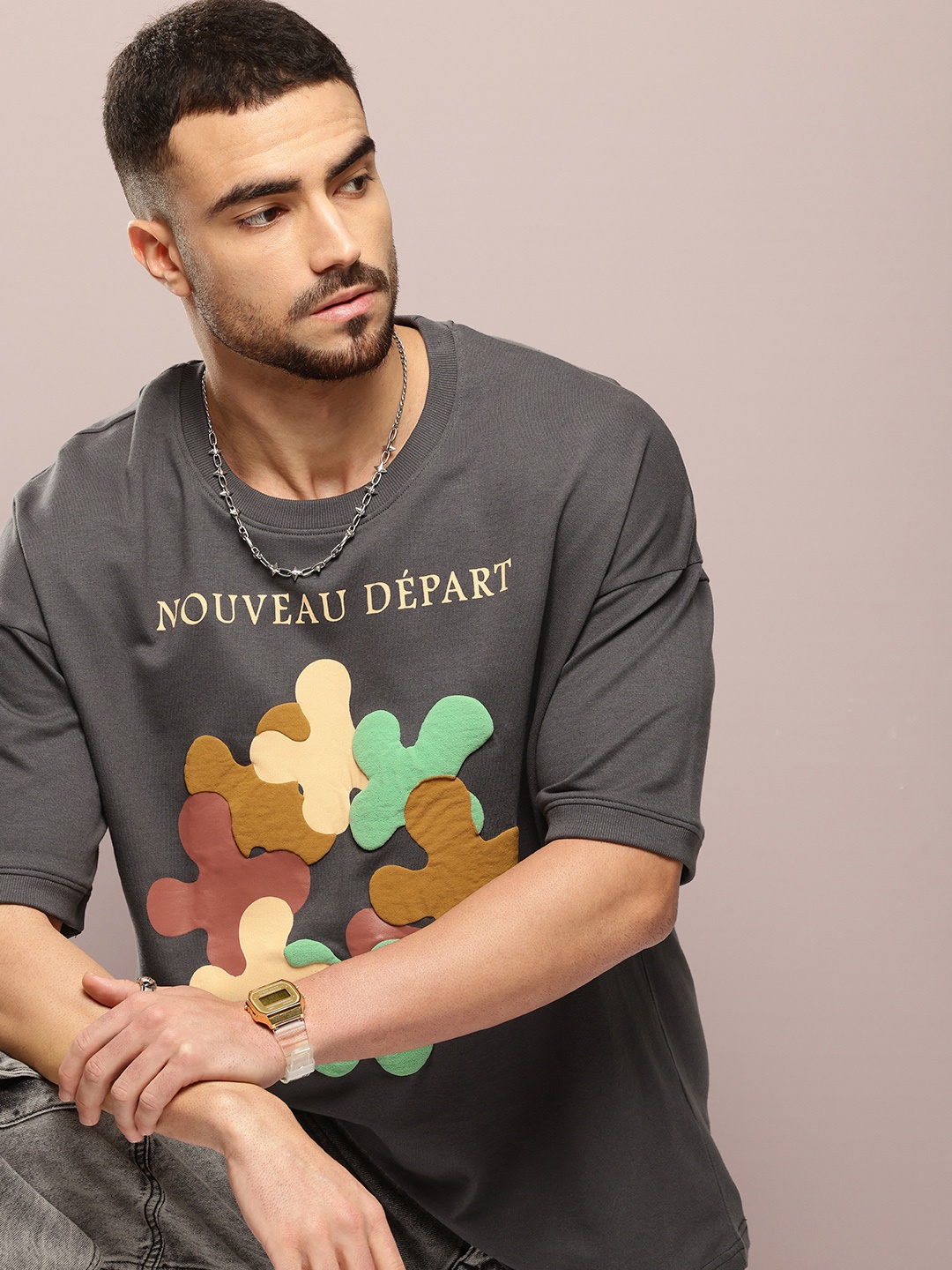 DILLINGER Men Printed Applique Drop-Shoulder Sleeves Oversized Terry Pure Cotton T-shirt, Grey
DILLINGER Men Printed Applique Drop-Shoulder Sleeves Oversized Terry Pure Cotton T-shirt, Grey