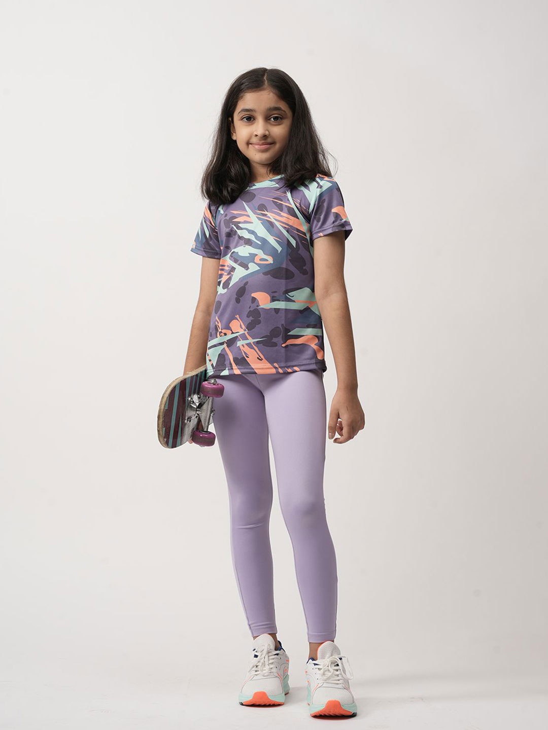 UMILDO Girls Printed Round Neck Shorts Sleeves Regular T-shirts With Leggings, Orange
UMILDO Girls Printed Round Neck Shorts Sleeves Regular T-shirts With Leggings, Orange