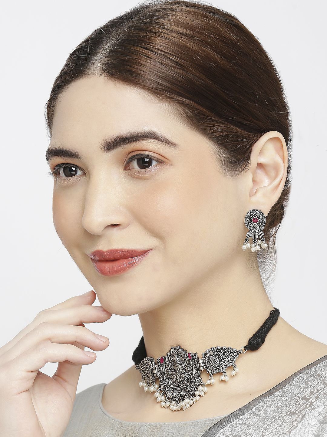 OOMPH Oxidised Stone Studded & Pearls Beaded Laxmi Temple Jewellery Set, Silver
OOMPH Oxidised Stone Studded & Pearls Beaded Laxmi Temple Jewellery Set, Silver