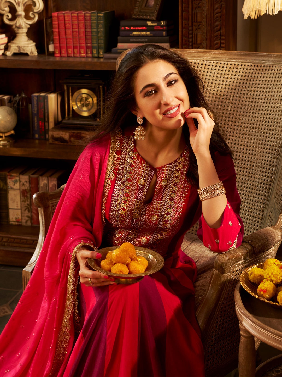 FASHOR Ethnic Motifs Embroidered Zari Pure Silk Anarkali Kurta With Trouser & Dupatta, Pink
FASHOR Ethnic Motifs Embroidered Zari Pure Silk Anarkali Kurta With Trouser & Dupatta, Pink