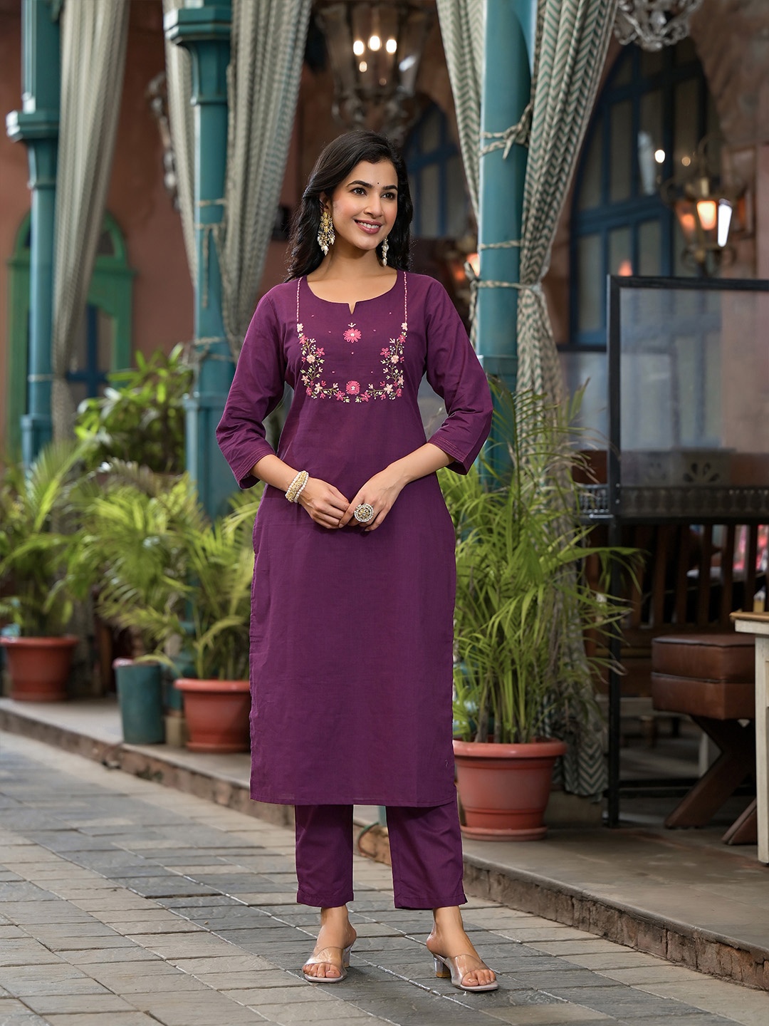 Benaaz Floral Yoke Design Notch Neck Thread Work Pure Cotton Straight Kurta With Trousers, Purple
Benaaz Floral Yoke Design Notch Neck Thread Work Pure Cotton Straight Kurta With Trousers, Purple