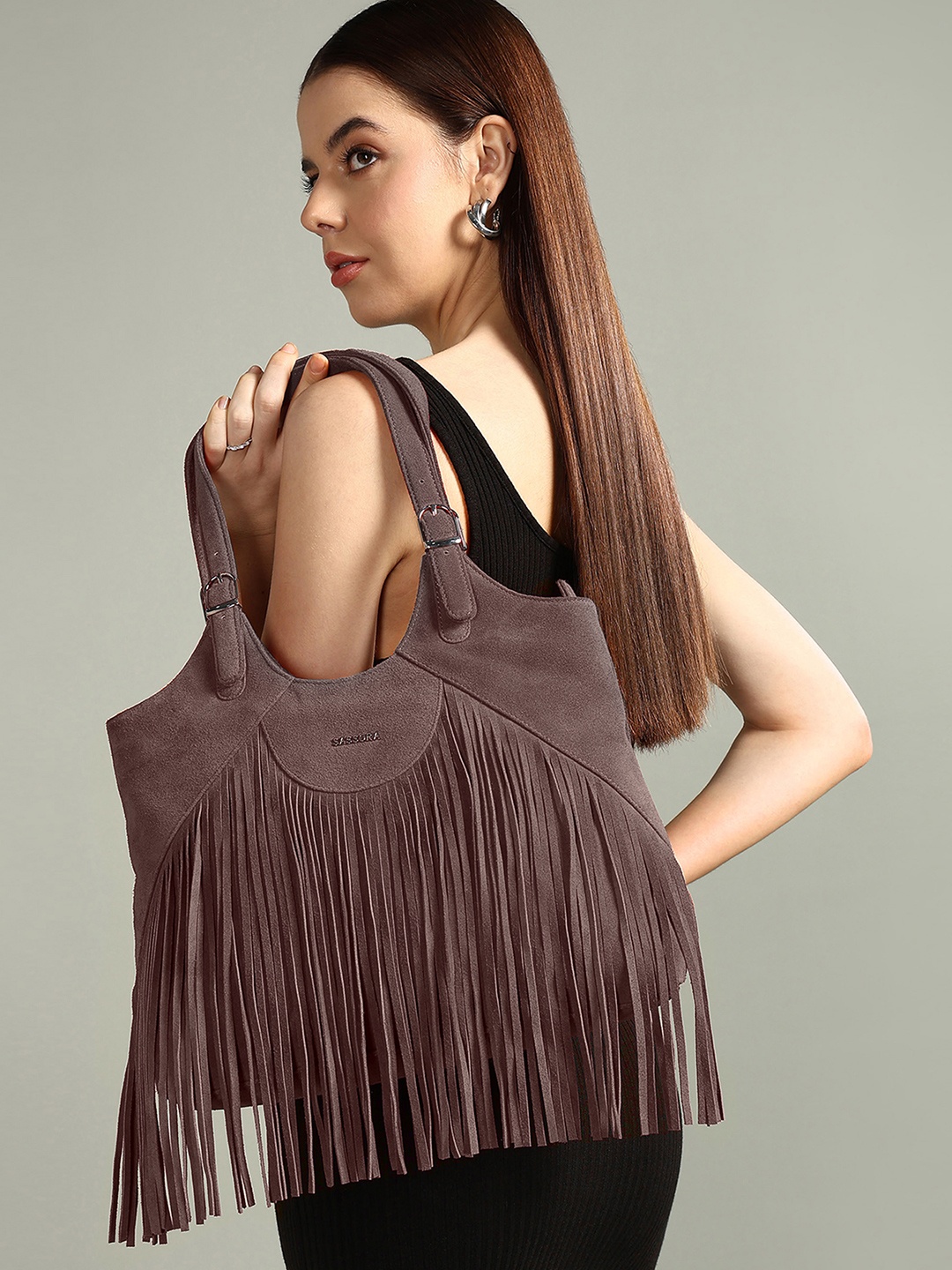 Sassora Women Leather Oversized Structured Shoulder Bag with Fringed, Brown
Sassora Women Leather Oversized Structured Shoulder Bag with Fringed, Brown