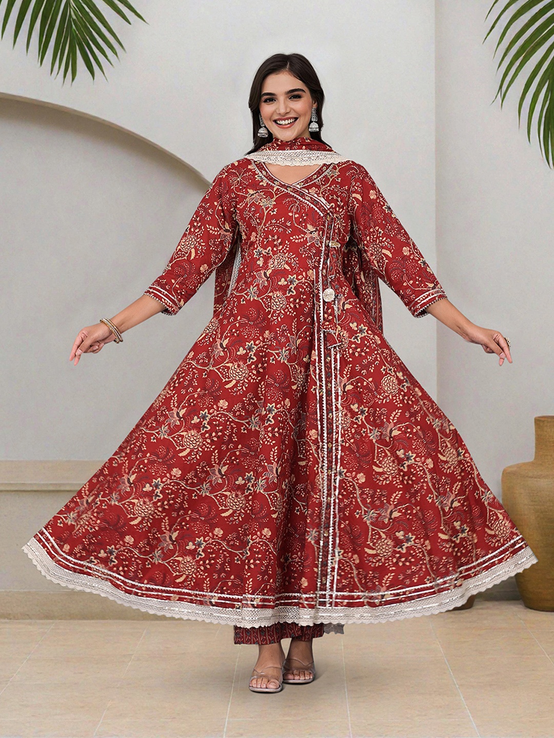 Ishin Floral Printed Angrakha Thread Work Pure Cotton Kurta with Trousers & Dupatta, Red
Ishin Floral Printed Angrakha Thread Work Pure Cotton Kurta with Trousers & Dupatta, Red
