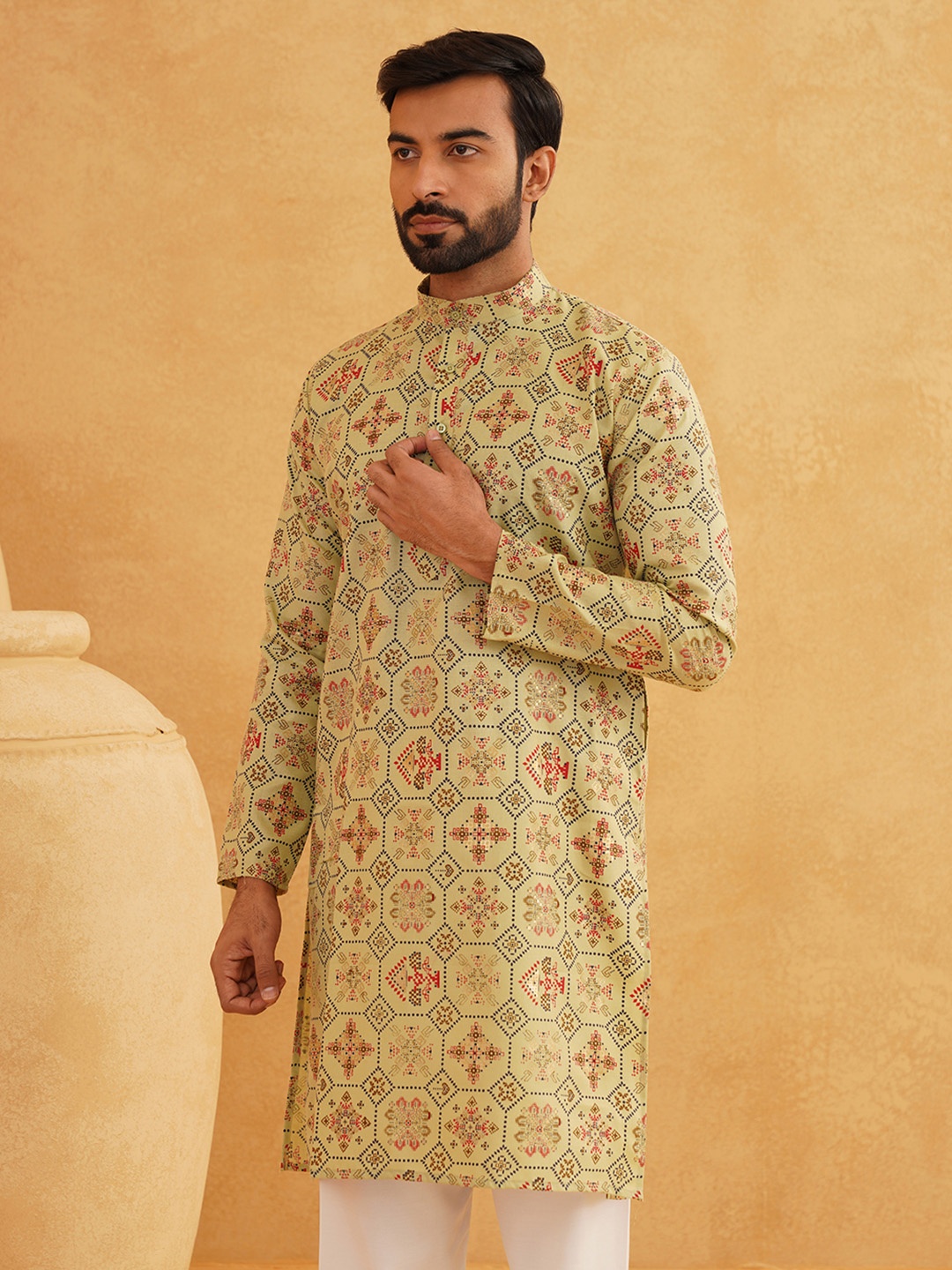 SOJANYA Geometric Printed Band Collar Neck Regular Cotton Straight Kurta, Green
SOJANYA Geometric Printed Band Collar Neck Regular Cotton Straight Kurta, Green