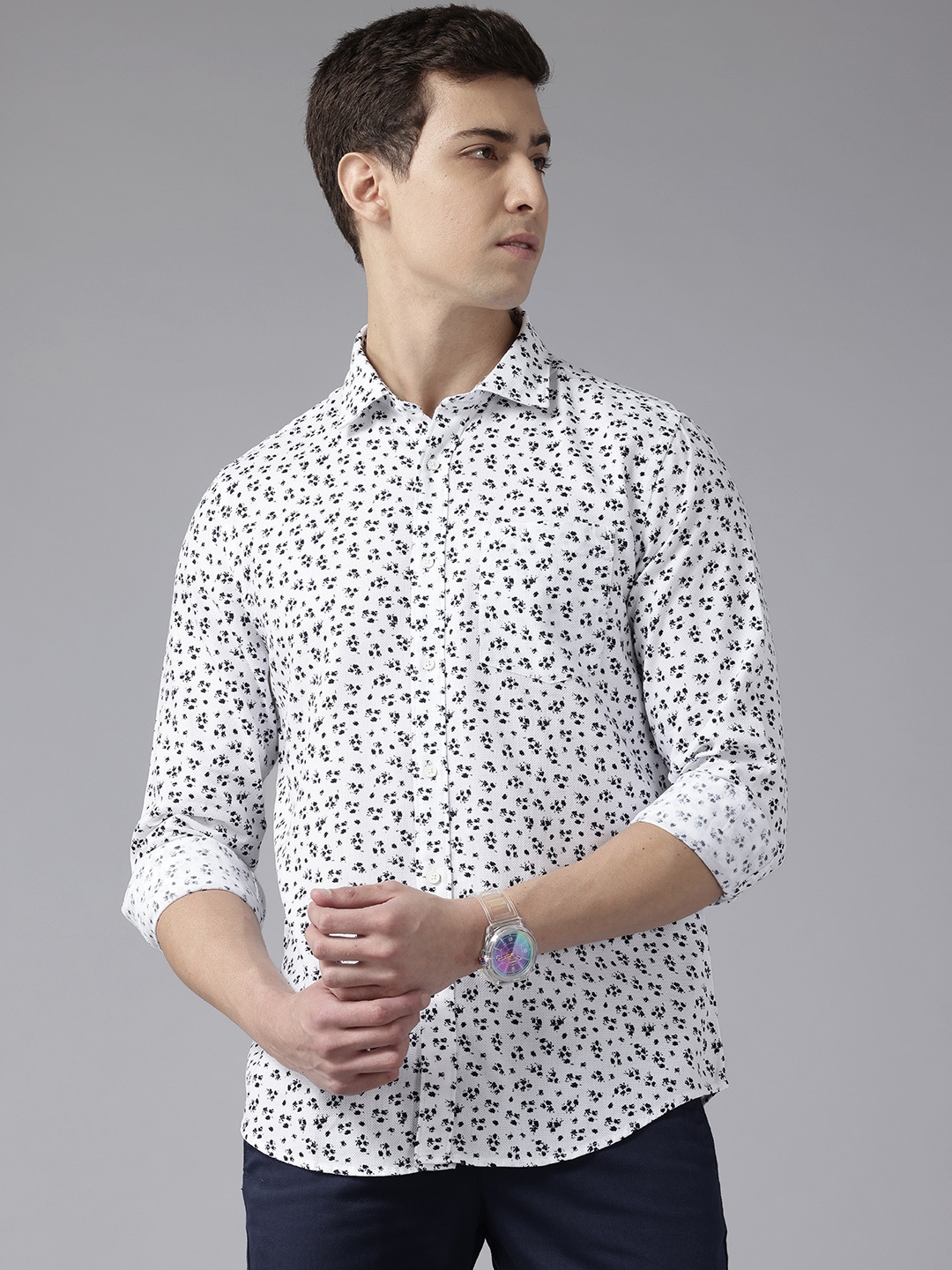 Blackberrys India Slim Fit Pure Cotton Floral Print Smart Casual Shirt, White
Blackberrys India Slim Fit Pure Cotton Floral Print Smart Casual Shirt, White