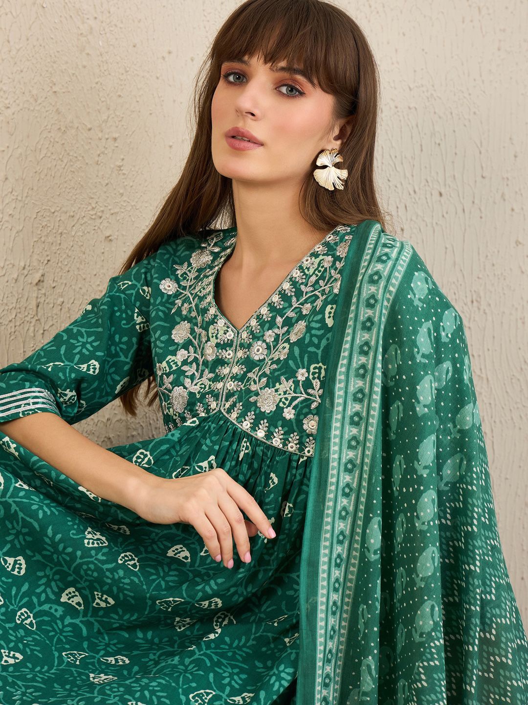 Indo Era Floral Embroidered V-Neck Pure Cotton A-Line Kurta With Trousers & Dupatta, Green
Indo Era Floral Embroidered V-Neck Pure Cotton A-Line Kurta With Trousers & Dupatta, Green