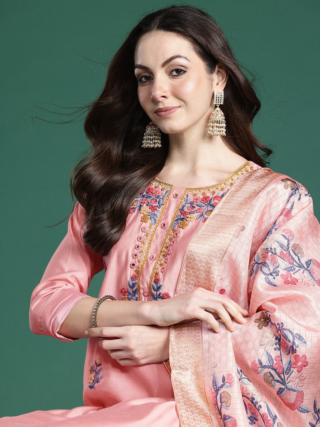 Indo Era Floral Embroidered Thread Work Kurta with Trousers & With Dupatta, Mauve
Indo Era Floral Embroidered Thread Work Kurta with Trousers & With Dupatta, Mauve