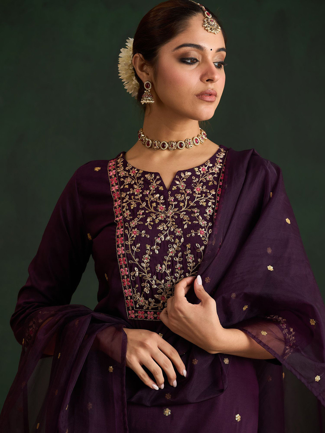 Indo Era Women Ethnic Motifs Embroidered Regular Kurta with Trousers & With Dupatta, Burgundy
Indo Era Women Ethnic Motifs Embroidered Regular Kurta with Trousers & With Dupatta, Burgundy