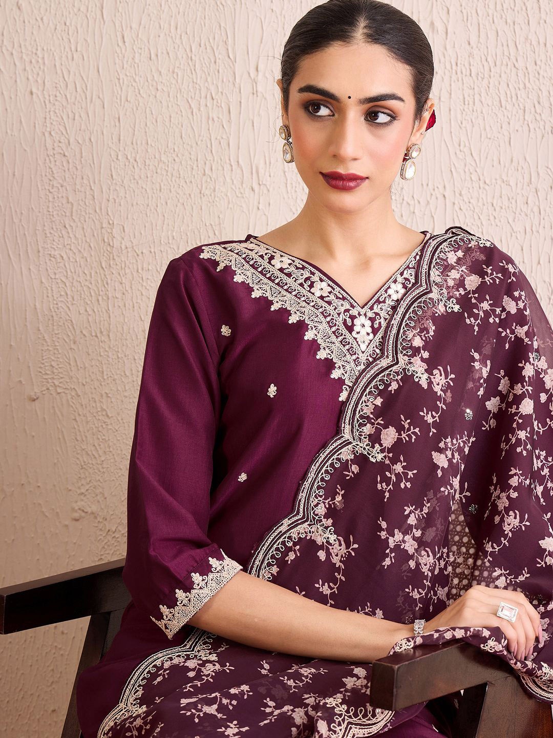 Indo Era Women Floral Embroidered Regular Kurta with Trousers & With Dupatta, Burgundy
Indo Era Women Floral Embroidered Regular Kurta with Trousers & With Dupatta, Burgundy