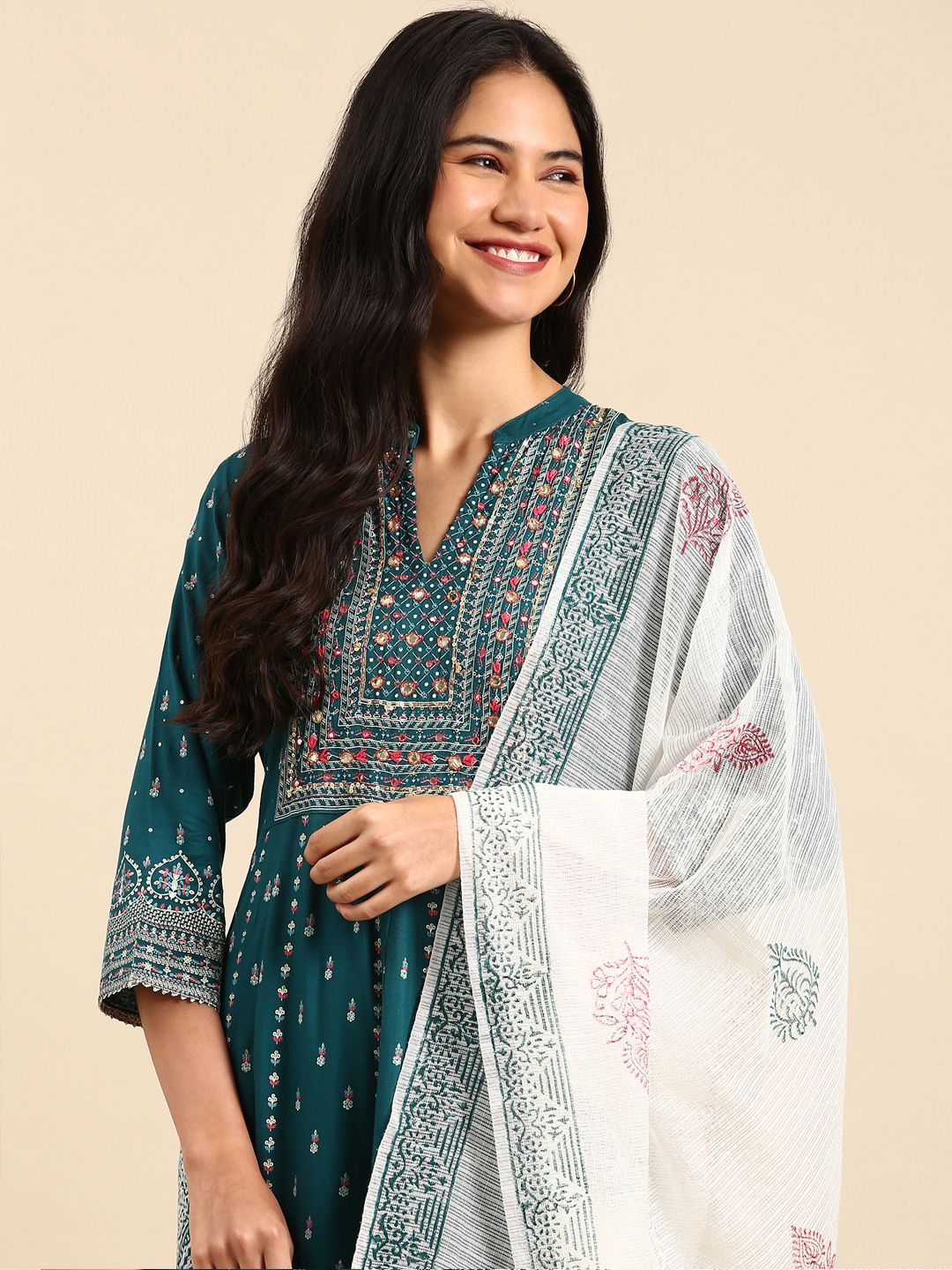 SHOWOFF Ethnic Motifs Embroidered Empire Anarkali Kurta with Trousers & With Dupatta, Green
SHOWOFF Ethnic Motifs Embroidered Empire Anarkali Kurta with Trousers & With Dupatta, Green