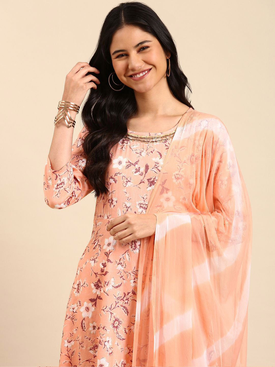 SHOWOFF Floral Printed Beads and Stones A Line Kurta with Trousers & Dupatta, Peach
SHOWOFF Floral Printed Beads and Stones A Line Kurta with Trousers & Dupatta, Peach