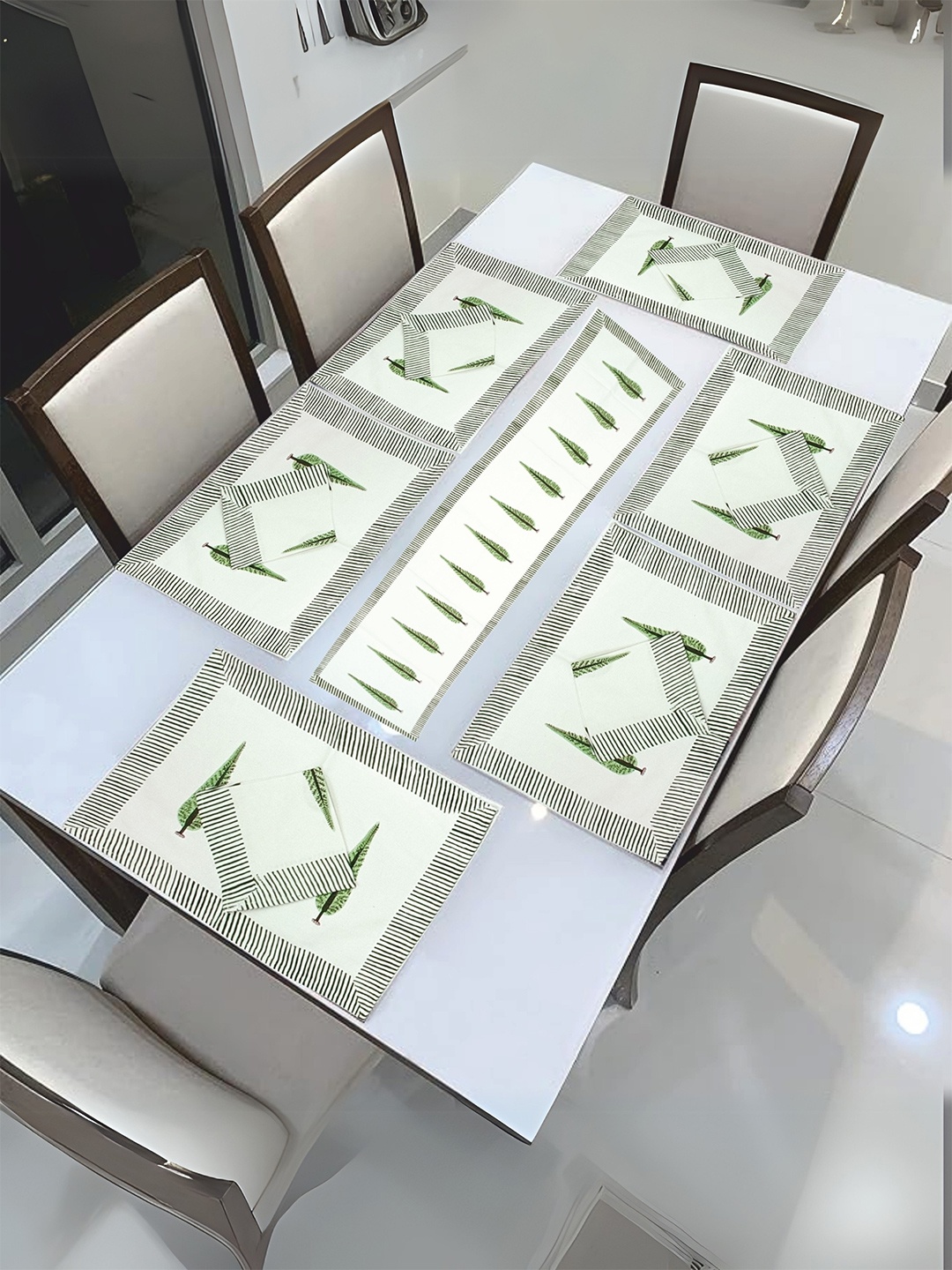 LIVING ROOTS 6-Pcs Luxury Block Print Havey Canvas Cotton White & Green Table Placemats
LIVING ROOTS 6-Pcs Luxury Block Print Havey Canvas Cotton White & Green Table Placemats