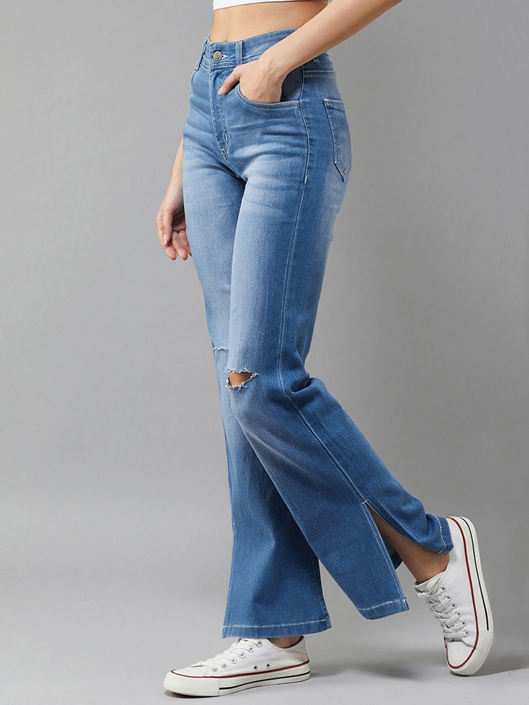 DOLCE CRUDO Women Wide-Leg Relaxed Mid Rise Regular Length Denim Stretchable Jeans, Blue
DOLCE CRUDO Women Wide-Leg Relaxed Mid Rise Regular Length Denim Stretchable Jeans, Blue