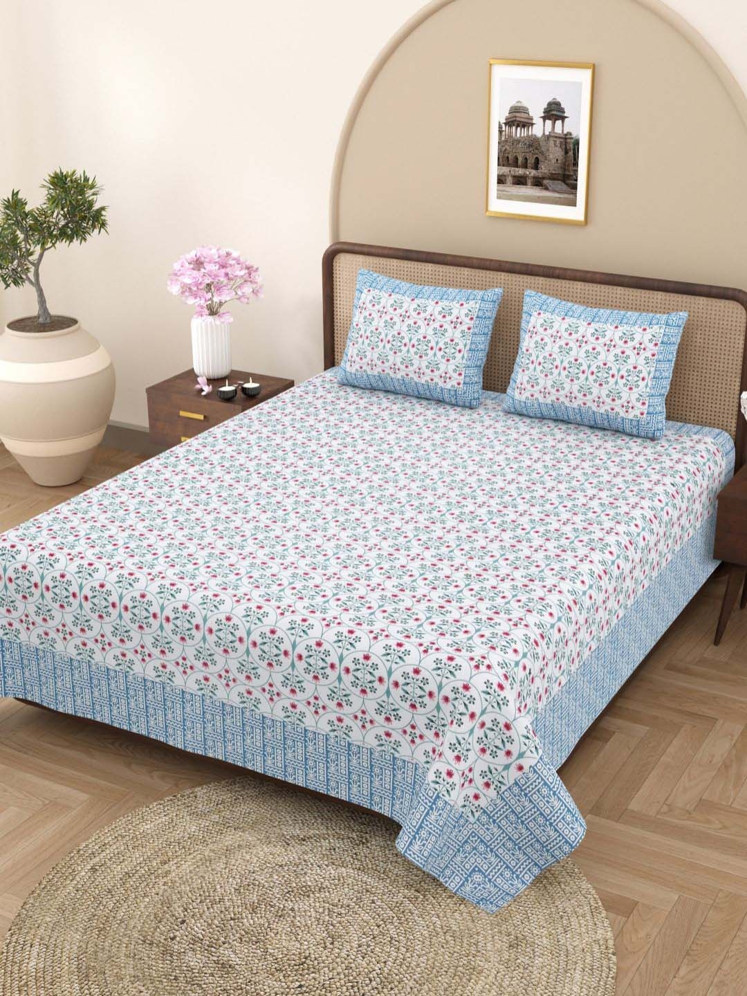 Plarsh Comfort White & Blue Floral Pure Cotton 180 TC King Bedsheet with 2 Pillow Covers
Plarsh Comfort White & Blue Floral Pure Cotton 180 TC King Bedsheet with 2 Pillow Covers