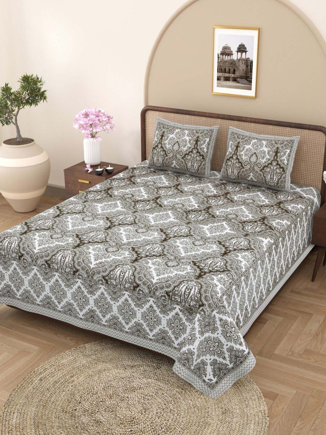 Plarsh Comfort White Ethnic Motifs Pure Cotton 180 TC King Bedsheet with 2 Pillow Covers
Plarsh Comfort White Ethnic Motifs Pure Cotton 180 TC King Bedsheet with 2 Pillow Covers