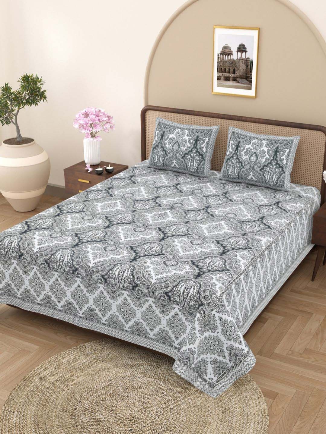 Plarsh Comfort Grey Floral Printed 180 TC Pure Cotton King Bedsheet With 2 Pillow Covers
Plarsh Comfort Grey Floral Printed 180 TC Pure Cotton King Bedsheet With 2 Pillow Covers