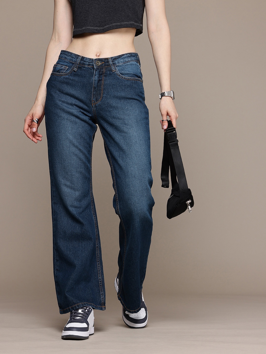 The Roadster Life Co. Women Slim Flared High-Rise Light Fade Pure Cotton Jeans, Blue
The Roadster Life Co. Women Slim Flared High-Rise Light Fade Pure Cotton Jeans, Blue
