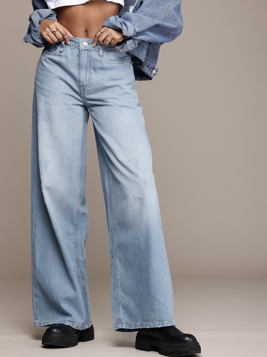 The Roadster Life Co. Women Wide Leg Baggy Fit Low Distressed Heavy Fade Pure Cotton Jeans, Blue
The Roadster Life Co. Women Wide Leg Baggy Fit Low Distressed Heavy Fade Pure Cotton Jeans, Blue