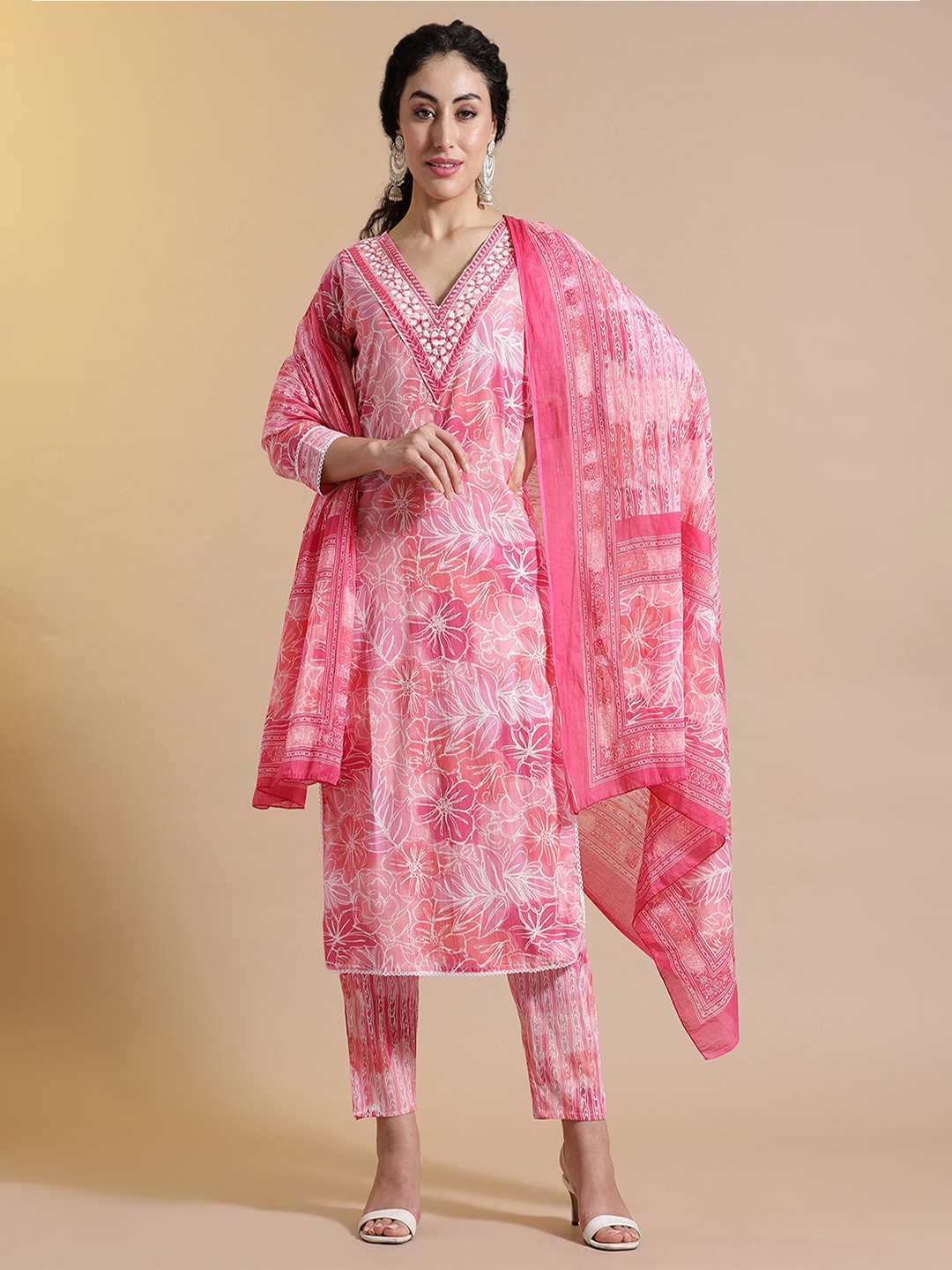 STYLEBAAZI Women Floral Embroidered Thread Work Pure Cotton Kurta with Trousers & Dupatta, Blue
STYLEBAAZI Women Floral Embroidered Thread Work Pure Cotton Kurta with Trousers & Dupatta, Blue