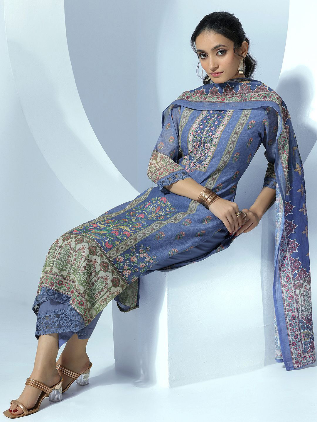 Libas Women Ethnic Motifs Printed Regular Linen Kurta with Palazzos & With Dupatta, Blue
Libas Women Ethnic Motifs Printed Regular Linen Kurta with Palazzos & With Dupatta, Blue