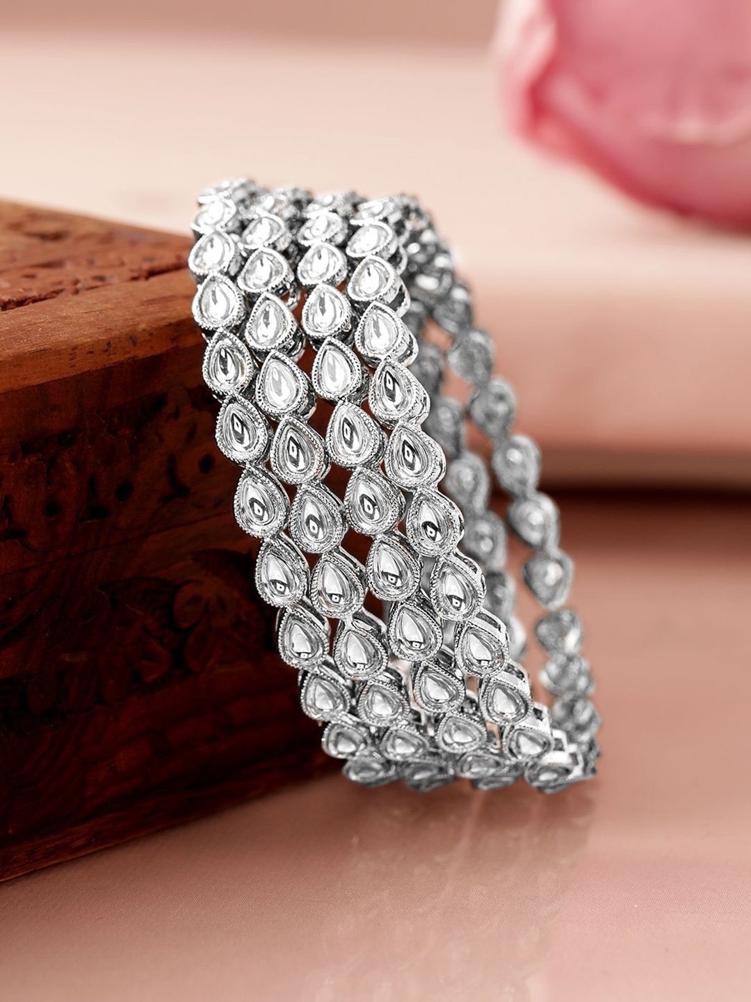 Rubans Set of 4 Rhodium-Plated Crystal White Kundan & Cubic Zirconia Studded Bangle, Silver
Rubans Set of 4 Rhodium-Plated Crystal White Kundan & Cubic Zirconia Studded Bangle, Silver
