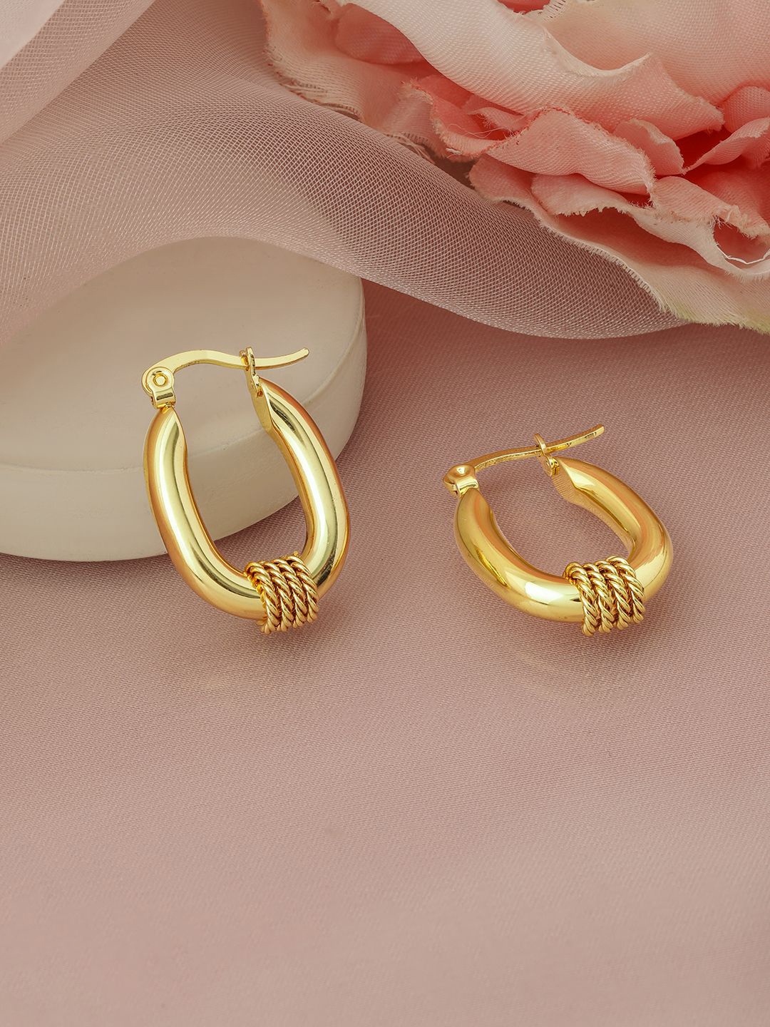 Rubans 18 K Gold Plated Stainless Steel Tarnish-Free Waterproof Demi-Fine Hoop Earrings
Rubans 18 K Gold Plated Stainless Steel Tarnish-Free Waterproof Demi-Fine Hoop Earrings