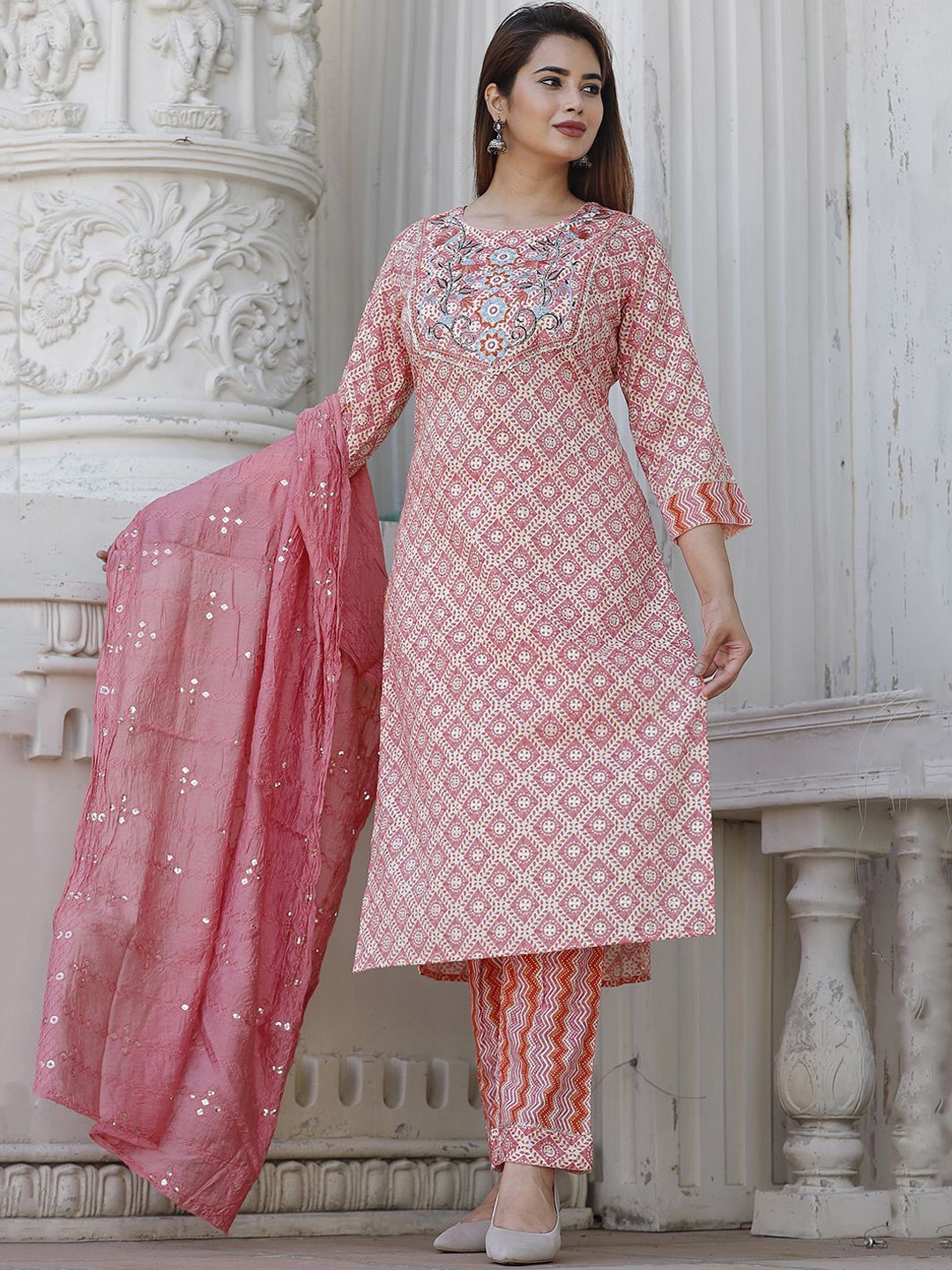 KEOSA Women Geometric Embroidered Regular Mirror Work Kurta with Trousers & With Dupatta, Peach
KEOSA Women Geometric Embroidered Regular Mirror Work Kurta with Trousers & With Dupatta, Peach