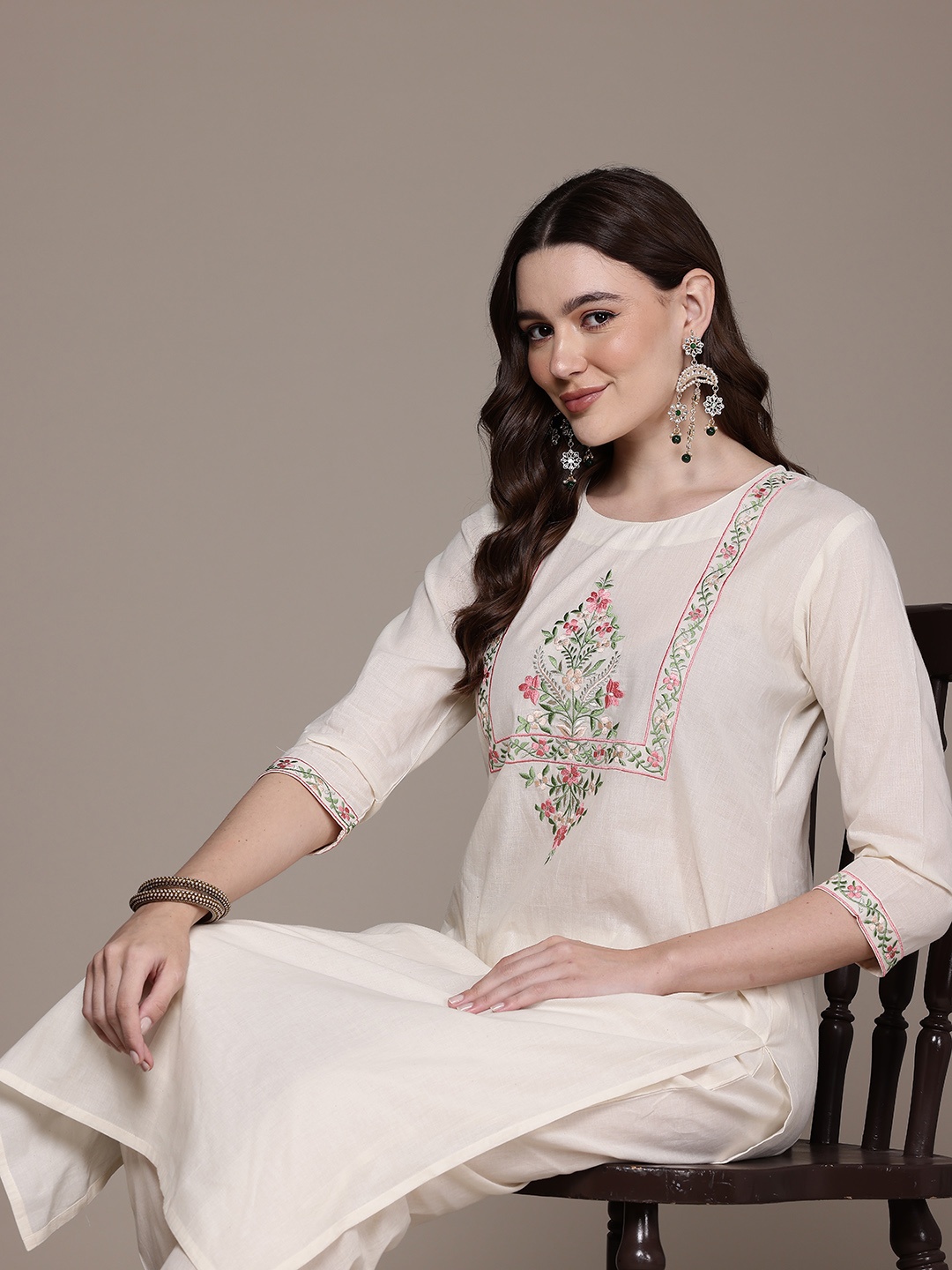 Readiprint Floral Embroidered Thread Work Pure Cotton Kurta with Trousers, Cream
Readiprint Floral Embroidered Thread Work Pure Cotton Kurta with Trousers, Cream