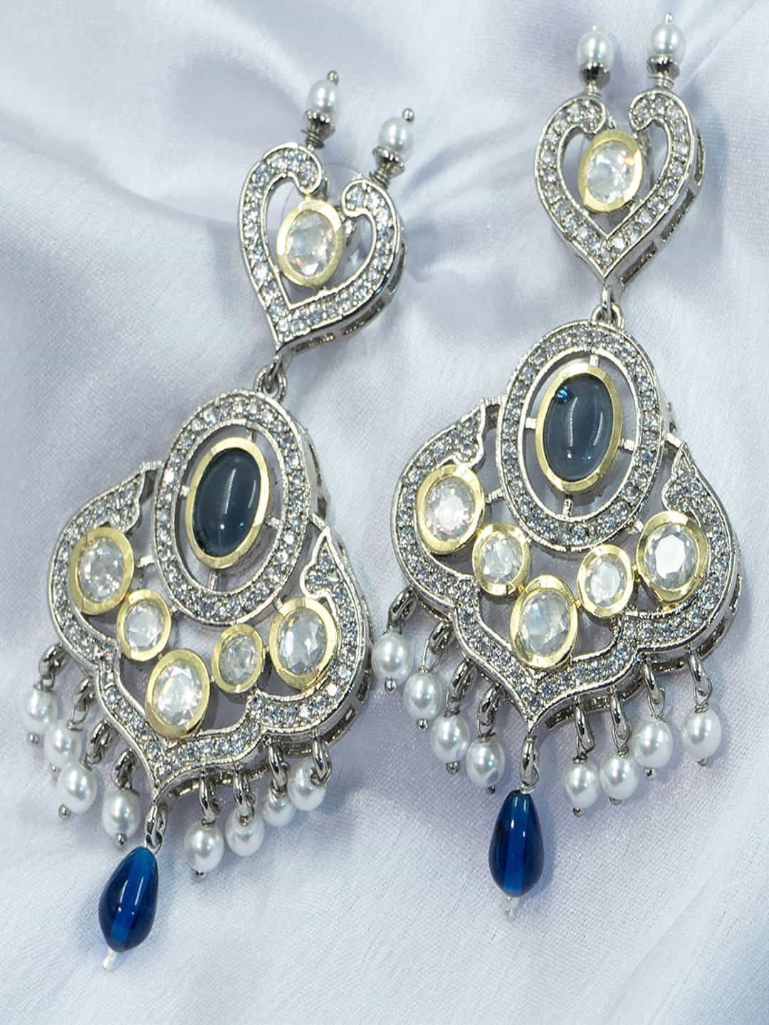 SHARLEEZ Rhodium-Plated American Diamond Studded Contemporary Drop Earrings, Navy blue
SHARLEEZ Rhodium-Plated American Diamond Studded Contemporary Drop Earrings, Navy blue